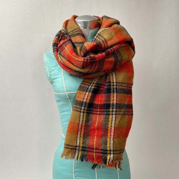 Ultra Soft Burberry-Style Plaid Tartan Blanket Scarf Wrap - Picture 1 of 5